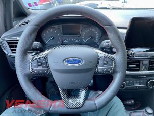 Ford Fiesta 7 1.0 EcoBoost 12V Samochód złomowany (2021, Metalik, Czerwony)