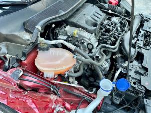 Ford Fiesta 7 1.0 EcoBoost 12V Samochód złomowany (2021, Metalik, Czerwony)
