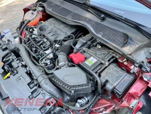 Ford Fiesta 7 1.0 EcoBoost 12V Samochód złomowany (2021, Metalik, Czerwony)