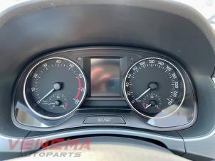 Skoda Fabia III Combi 1.0 TSI 12V Samochód złomowany (2018, Metalik, Szary)