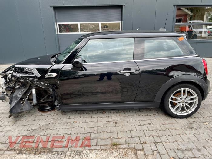 Mini Mini 2.0 16V Cooper S Épave (2019, Métallisé, Noir)