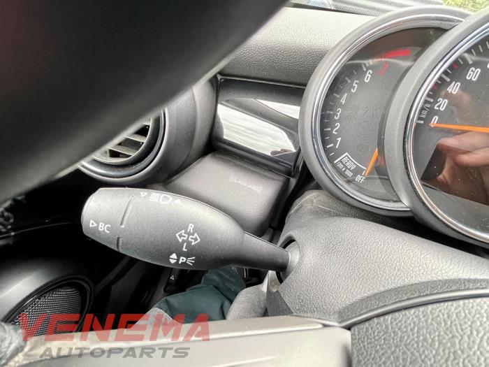 Mini Mini 2.0 16V Cooper S Épave (2019, Métallisé, Noir)