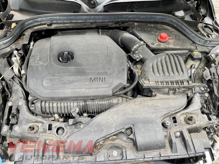 Mini Mini 2.0 16V Cooper S Épave (2019, Métallisé, Noir)