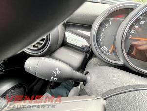 Mini Mini 2.0 16V Cooper S Épave (2019, Métallisé, Noir)