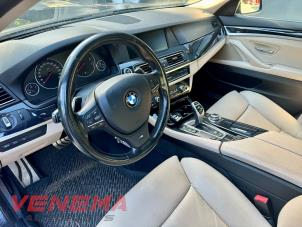 BMW 5 serie 550i V8 32V TwinPower Turbo Vehículo de desguace (2010, Metálico, Gris)