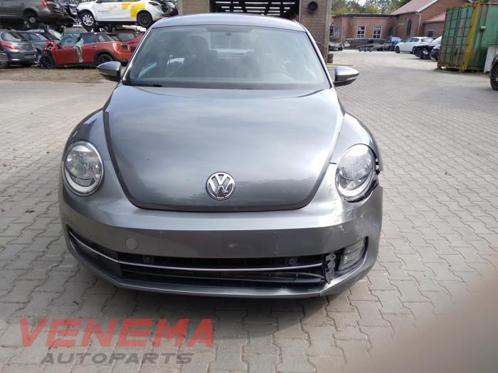 Volkswagen Beetle 1.6 TDI 16V Épave (2012, Métallisé, Gris)