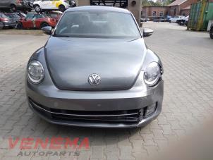 Volkswagen Beetle 1.6 TDI 16V Épave (2012, Métallisé, Gris)