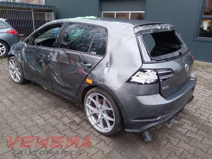 Volkswagen Golf VII 2.0 GTI 16V Performance Package Épave (2017, Foncé, Gris argenté)