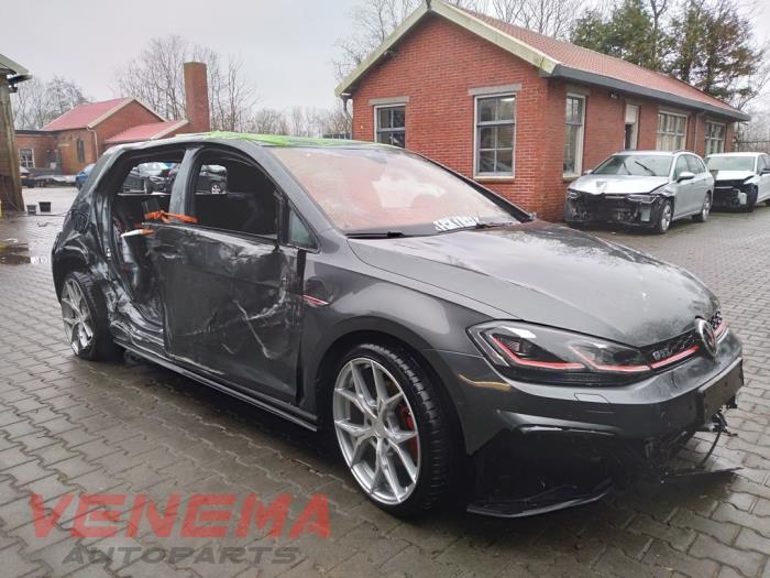 Volkswagen Golf VII 2.0 GTI 16V Performance Package Épave (2017, Foncé, Gris argenté)