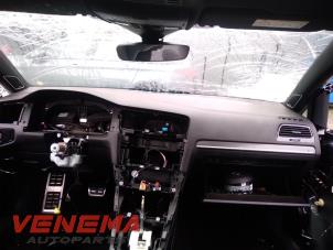 Volkswagen Golf VII 2.0 GTI 16V Performance Package Épave (2017, Foncé, Gris argenté)