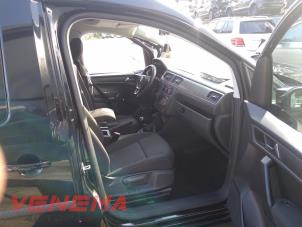 Volkswagen Caddy Combi IV 1.4 TSI 16V Épave (2020, Métallisé, Noir)
