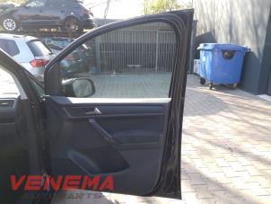 Volkswagen Caddy Combi IV 1.4 TSI 16V Épave (2020, Métallisé, Noir)