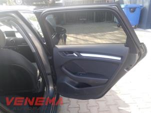 Audi A3 Sportback 1.5 35 TFSI 16V Samochód złomowany (2019, Metalik, Szary)