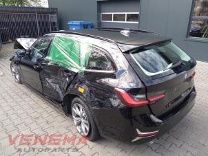 BMW 3 serie Touring 320e xDrive 2.0 TwinPower Turbo 16V Vehículo de desguace (2022, Negro)