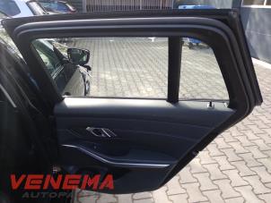 BMW 3 serie Touring 320e xDrive 2.0 TwinPower Turbo 16V Vehículo de desguace (2022, Negro)