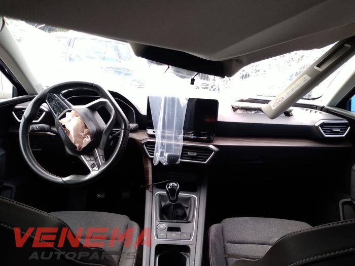 Seat Leon 1.5 TSI 16V Épave (2021, Bleu)