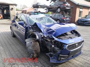 Seat Leon 1.5 TSI 16V Épave (2021, Bleu)