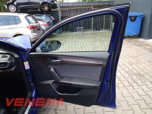 Seat Leon 1.5 TSI 16V Épave (2021, Bleu)