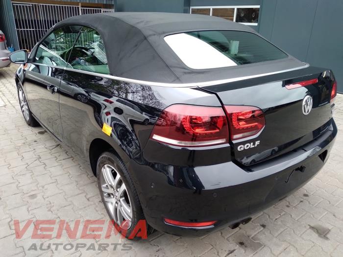 Volkswagen Golf VI Cabrio 1.4 TSI 122 16V Samochód złomowany (2013, Czarny)