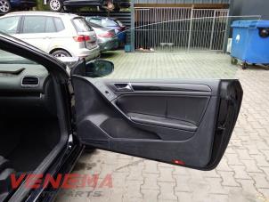 Volkswagen Golf VI Cabrio 1.4 TSI 122 16V Samochód złomowany (2013, Czarny)