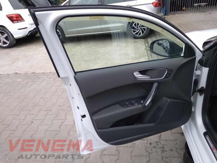 Audi A1 Sportback 1.4 TFSI ACT 16V Épave (2015, Blanc)