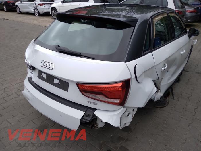 Audi A1 Sportback 1.4 TFSI ACT 16V Épave (2015, Blanc)