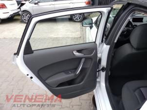 Audi A1 Sportback 1.4 TFSI ACT 16V Épave (2015, Blanc)