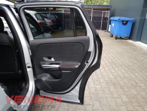 Mercedes GLA 1.3 200 Turbo 16V Épave (2022, Gris)