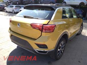 Volkswagen T-Roc I 1.5 TSI 16V Samochód złomowany (2020, Zólty)