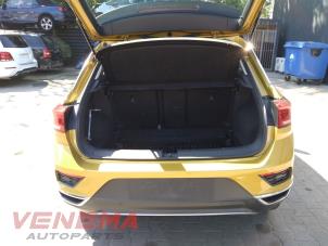 Volkswagen T-Roc I 1.5 TSI 16V Samochód złomowany (2020, Zólty)