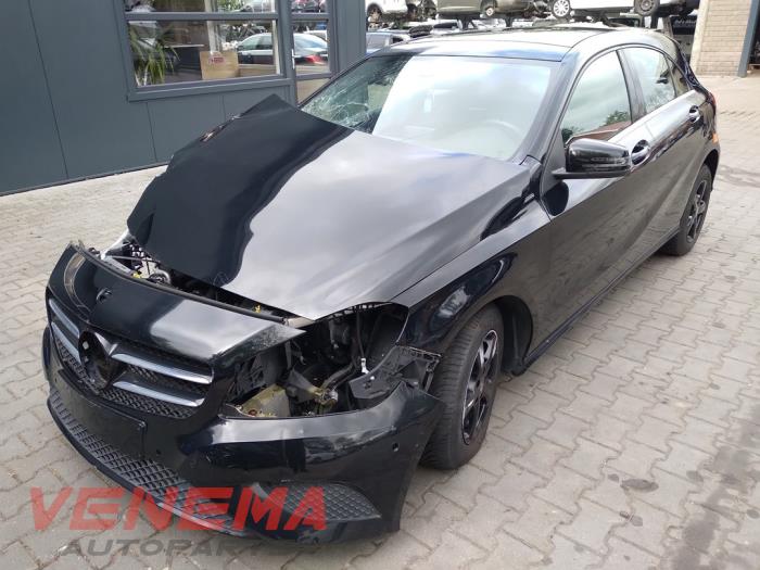 Mercedes A-Klasse Salvage vehicle (2015)