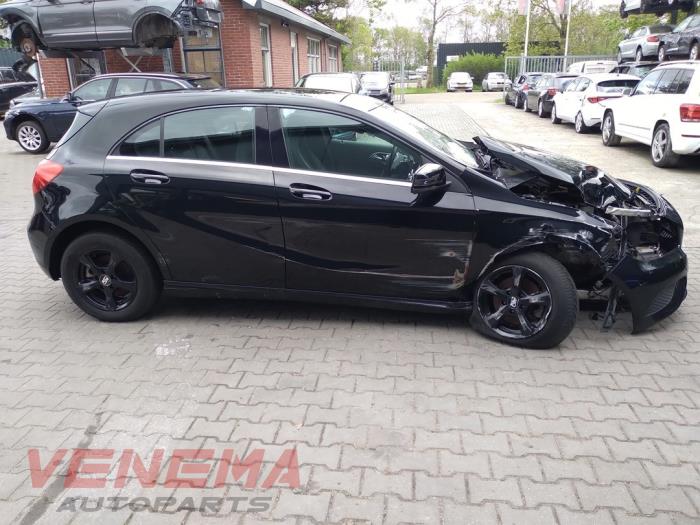 Mercedes A-Klasse Salvage vehicle (2015)