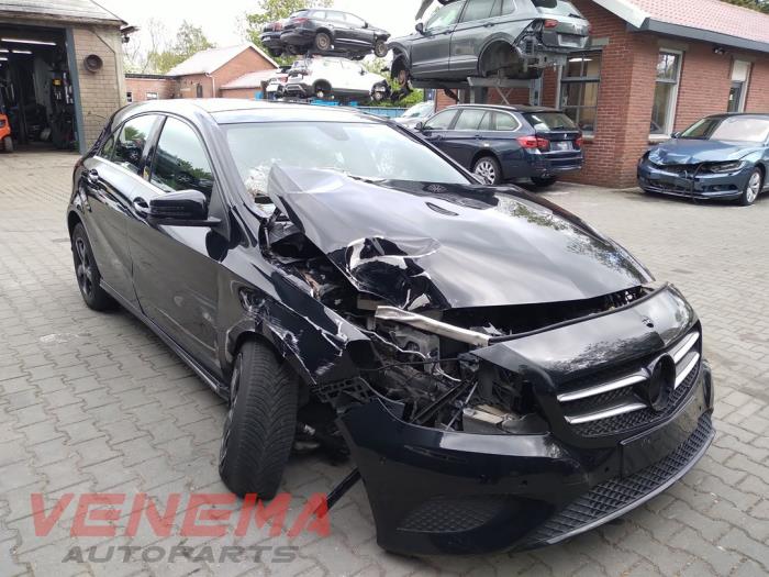 Mercedes A-Klasse Salvage vehicle (2015)