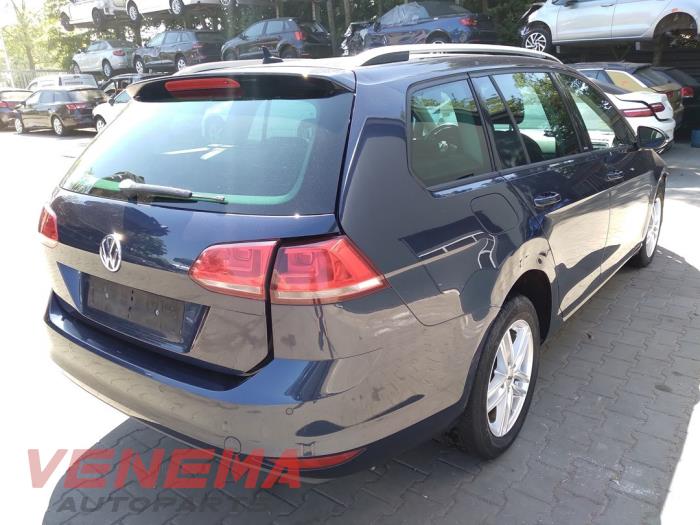 Volkswagen Golf VII Variant 1.6 TDI BlueMotion 16V Épave (2016, Bleu)