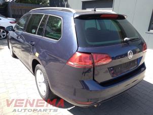 Volkswagen Golf VII Variant 1.6 TDI BlueMotion 16V Épave (2016, Bleu)