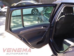 Volkswagen Golf VII Variant 1.6 TDI BlueMotion 16V Épave (2016, Bleu)