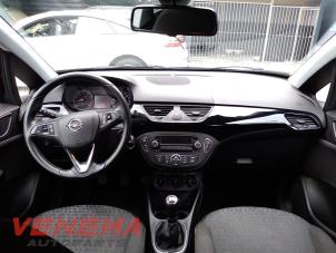 Opel Corsa E 1.2 16V Épave (2015, Vert)