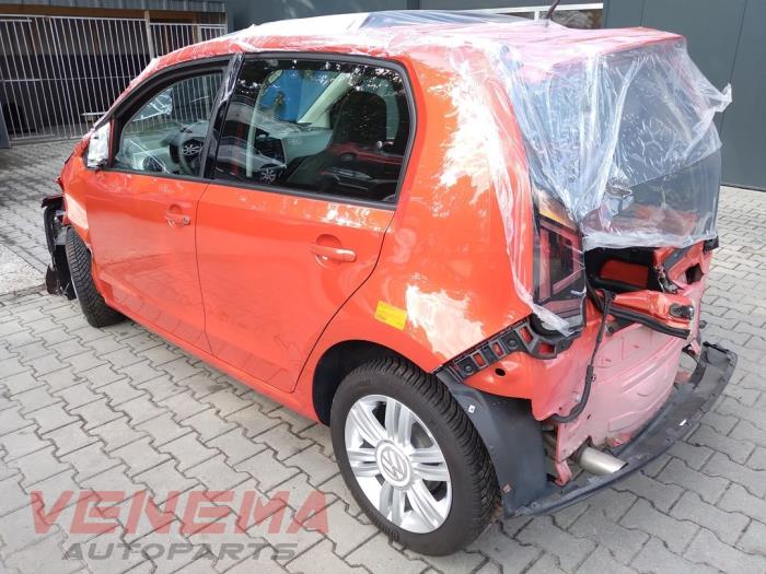 Volkswagen Up! 1.0 TSI 12V Skrotfordon (2018, ORANJE)