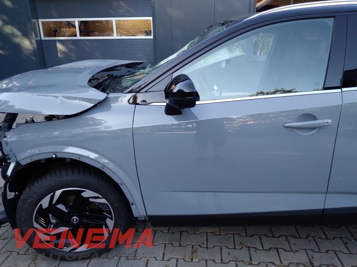 Nissan Qashqai 1.3 DIG-T MHEV 16V Samochód złomowany (2025, Szary)