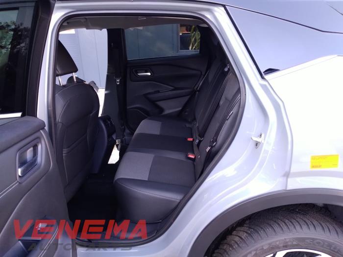 Nissan Qashqai 1.3 DIG-T MHEV 16V Samochód złomowany (2025, Szary)