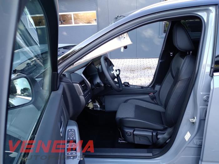 Nissan Qashqai 1.3 DIG-T MHEV 16V Samochód złomowany (2025, Szary)