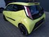 Toyota Aygo 1.0 12V VVT-i Samochód złomowany (2017, Zólty)