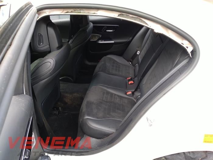 Mercedes C C-200 1.5 EQ Boost 4-Matic Samochód złomowany (2024, Bialy)