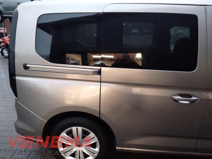 Volkswagen Caddy Combi V 2.0 TDI BlueMotionTechnology Samochód złomowany (2021, Metalik, Bez)