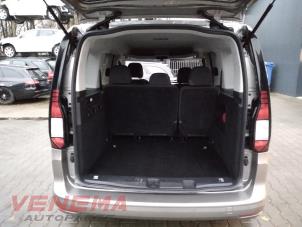 Volkswagen Caddy Combi V 2.0 TDI BlueMotionTechnology Samochód złomowany (2021, Metalik, Bez)