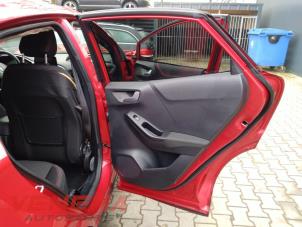 Ford Puma 1.0 Ti-VCT EcoBoost mHEV 12V Épave (2022, Métallisé, Rouge)