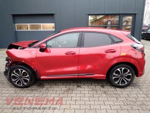 Ford Puma 1.0 Ti-VCT EcoBoost mHEV 12V Épave (2022, Métallisé, Rouge)