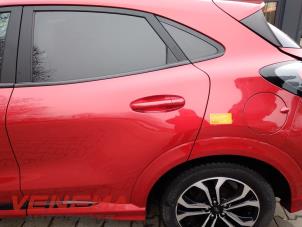 Ford Puma 1.0 Ti-VCT EcoBoost mHEV 12V Épave (2022, Métallisé, Rouge)