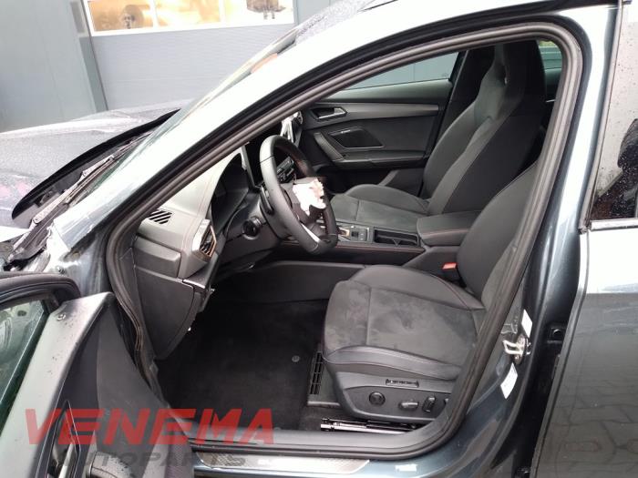 Cupra Formentor 1.5 e-Hybrid VZ 16V Épave (2025, Métallisé)
