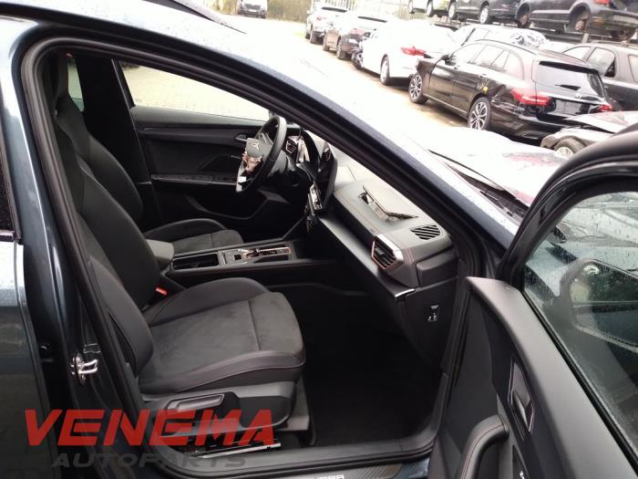 Cupra Formentor 1.5 e-Hybrid VZ 16V Épave (2025, Métallisé)